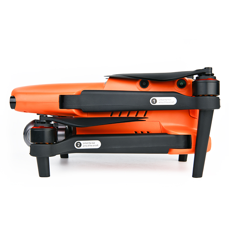道通AUTEL EVO II無人機(jī),AUTEL EVO2,道通AUTEL EVO 2是新一代性能標(biāo)桿無人機(jī)，具備強(qiáng)悍的9公里圖傳40分鐘續(xù)航（無風(fēng) 勻速飛行），最大抗風(fēng)8級，最快飛行速度20米/秒。機(jī)身配備12路視覺傳感器，融合主相機(jī)、超聲波、IMU 等19組傳感器，實時構(gòu)建三維地圖和規(guī)劃路徑，不僅僅是感知，更可實現(xiàn)多角度全方位避障。通過模塊化云臺設(shè)計，可分為8K版（4800萬像素 1/2英寸CMOS）、6K版（2000萬像素 1英寸CMOS）、熱成像標(biāo)準(zhǔn)版（320分辨率）、熱成像進(jìn)階版（640分辨率）。